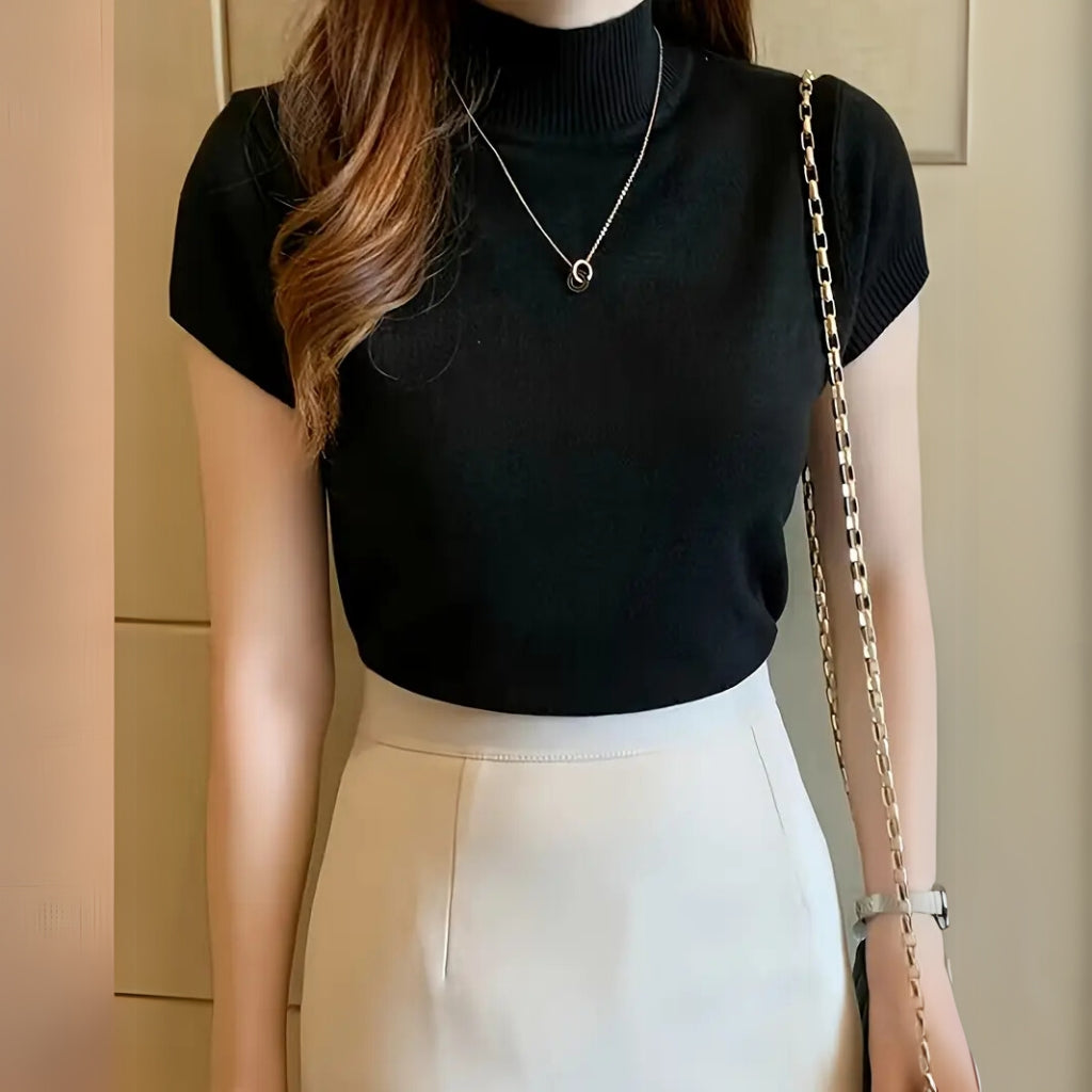 Fitted minimalist top daily wear