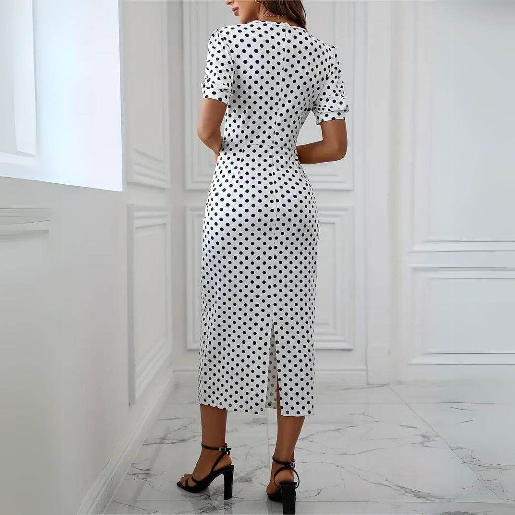 Classic patterned dress with flattering silhouette