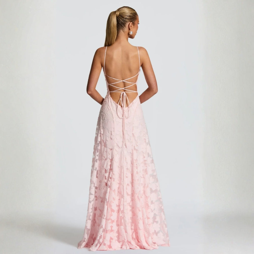 Sleeveless lace evening dress suitable for weddings and events