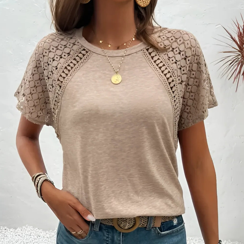 Everyday outfit with relaxed blouse